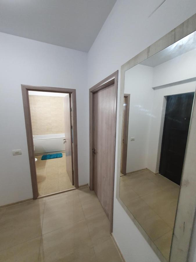 Garsoniera Bya Mamaia Nord-Năvodari Buitenkant foto